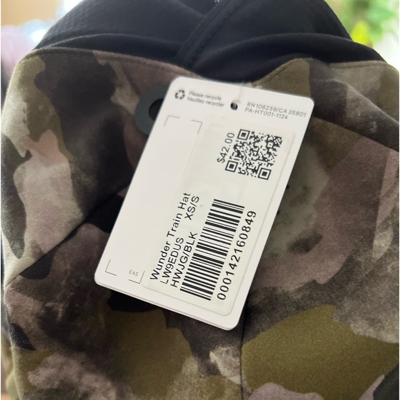 NWT Wunder Train Hat - XS - Picture 3 of 8